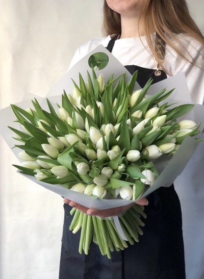 Kytice 101 tulipánů